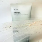 ANUA – Heartleaf Quercetinol Pore Deep Cleansing Foam - Image 3