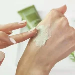 BONAJOUR – Mugwort Cream Calming Mask | Soothing Glow Care - Image 4