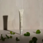 HARUHARU WONDER – Black Rice Bakuchiol Eye Cream | Firming - Image 4