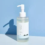 ROUND LAB – Renewal 1025 Dokdo Cleansing Oil | Deep Clean - Image 2