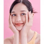 TOCOBO – Powder Cream Lip Balm - 033 Carrot Cake - Image 4