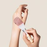 MARY & MAY – Silicone Brush Large - Face Mask Applicator - Image 4