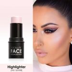 FOCALLURE - Highlighter & Contour Stick #1A SILVER - Image 2