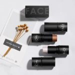 FOCALLURE - Highlighter & Contour Stick #1A SILVER - Image 4